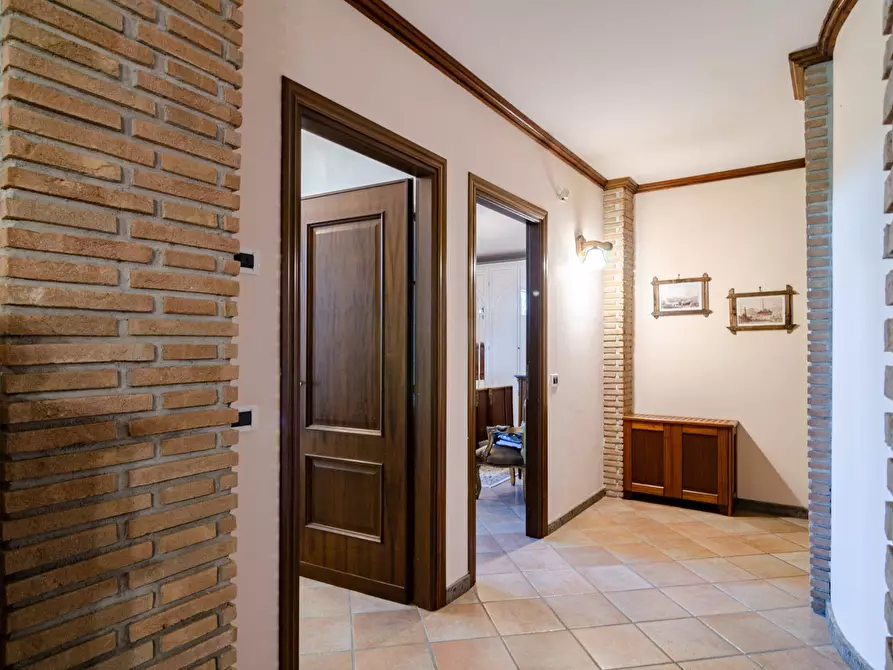 Immagine 79 di Villa in vendita  in Strada Vicinale Valle Rote snc a Bassano In Teverina