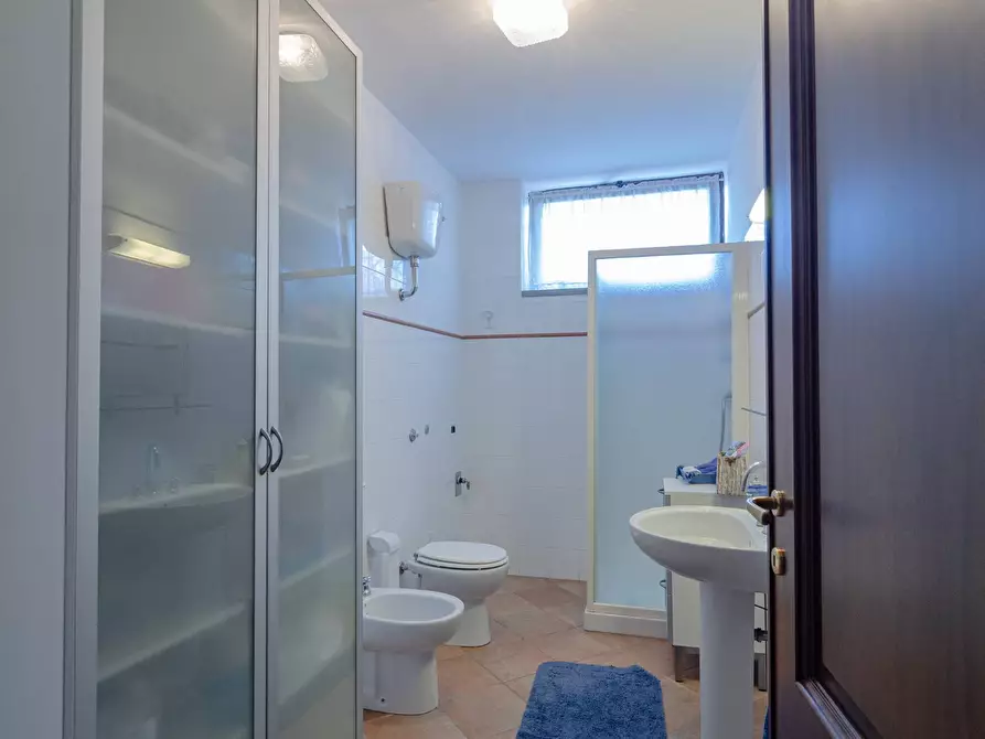 Immagine 80 di Villa in vendita  in Strada Vicinale Valle Rote snc a Bassano In Teverina