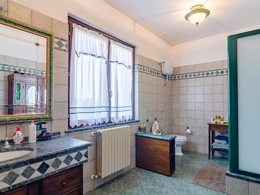 Immagine 83 di Villa in vendita  in Strada Vicinale Valle Rote snc a Bassano In Teverina