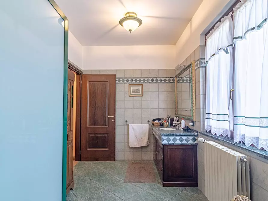 Immagine 84 di Villa in vendita  in Strada Vicinale Valle Rote snc a Bassano In Teverina