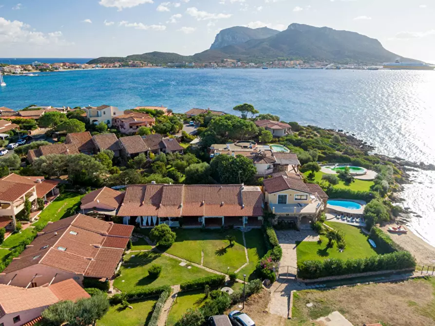 Immagine 1 di Villa in vendita  in Golfo Aranci Baia Caddinas Costa Smeralda a Aggius