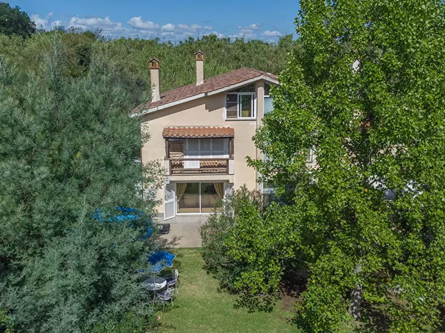 Immagine 9 di Villa in vendita  in Via Campagnanese 6 a Campagnano Di Roma