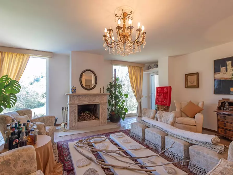 Immagine 28 di Villa in vendita  in Via Campagnanese 6 a Campagnano Di Roma