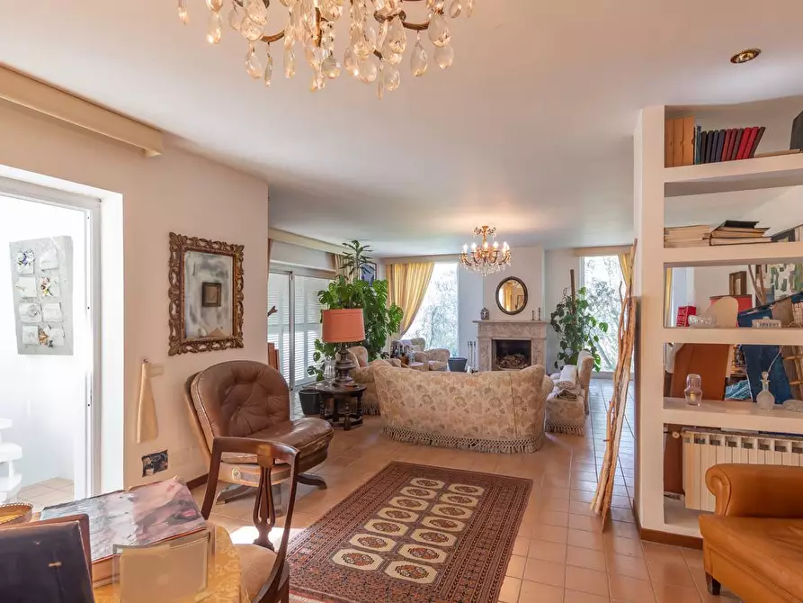 Immagine 30 di Villa in vendita  in Via Campagnanese 6 a Campagnano Di Roma