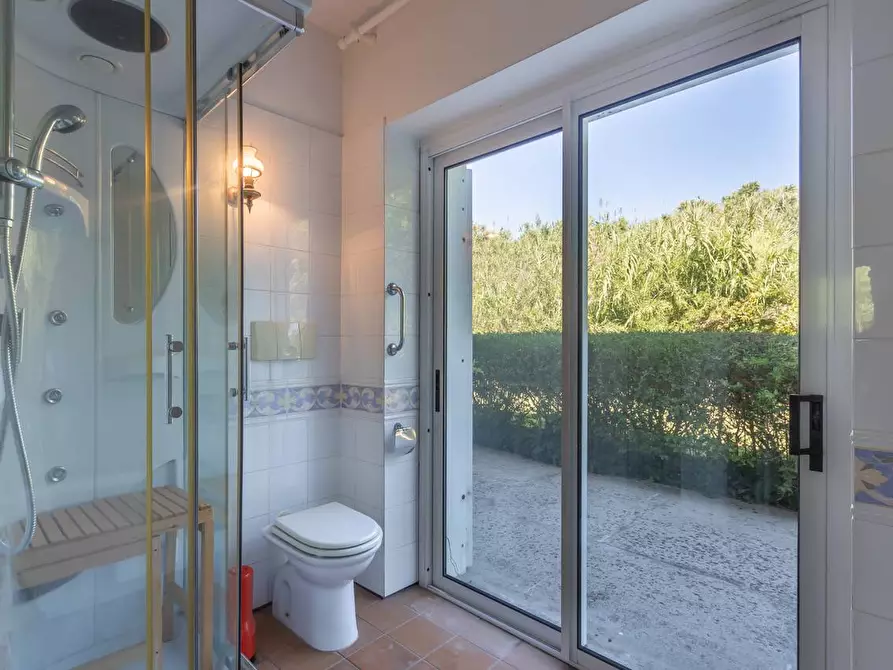 Immagine 37 di Villa in vendita  in Via Campagnanese 6 a Campagnano Di Roma