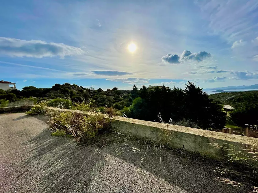 Immagine 6 di Terreno residenziale in vendita  in via li scali a Arzachena