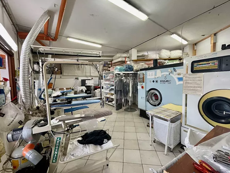Immagine 7 di Locale commerciale in vendita  in Canniggione Costa Smeralda a Arzachena