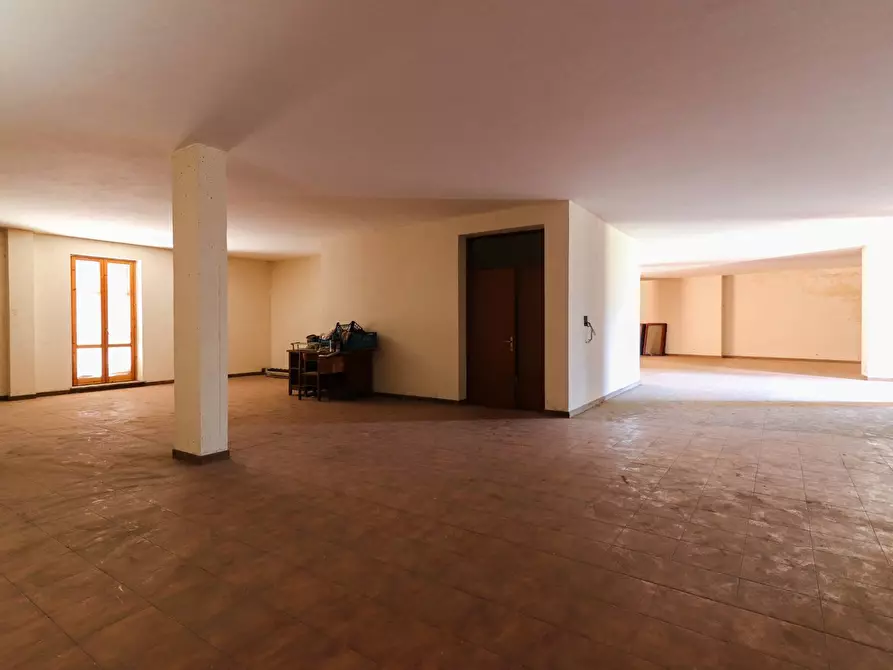 Immagine 3 di Ufficio in vendita  in via Giuseppe Garibaldi 65 a Vallerano