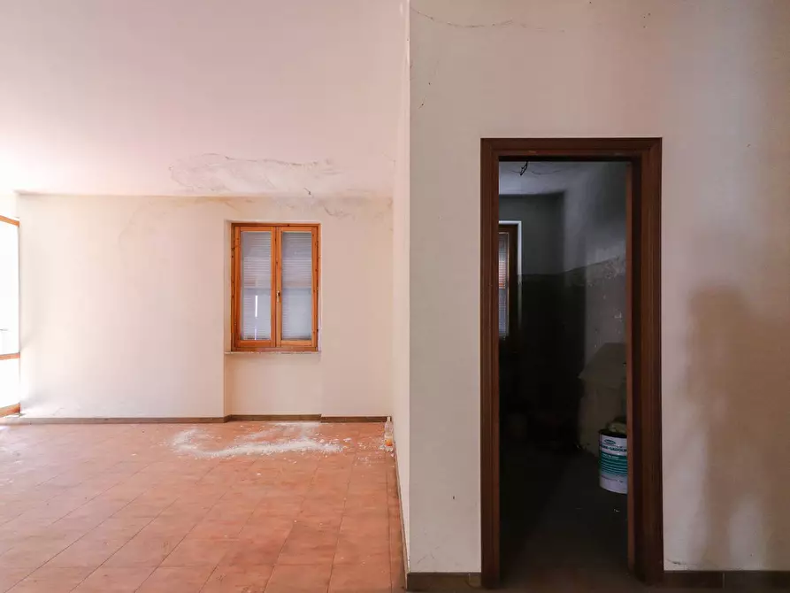 Immagine 6 di Ufficio in vendita  in via Giuseppe Garibaldi 65 a Vallerano