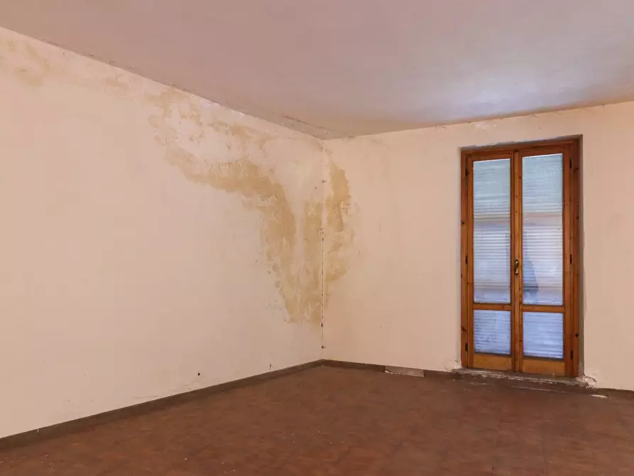 Immagine 14 di Ufficio in vendita  in via Giuseppe Garibaldi 65 a Vallerano