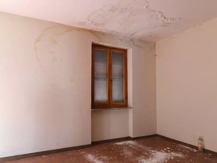 Immagine 13 di Ufficio in vendita  in via Giuseppe Garibaldi 65 a Vallerano