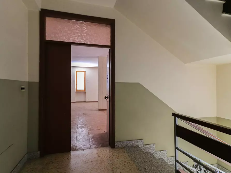 Immagine 15 di Ufficio in vendita  in via Giuseppe Garibaldi 65 a Vallerano