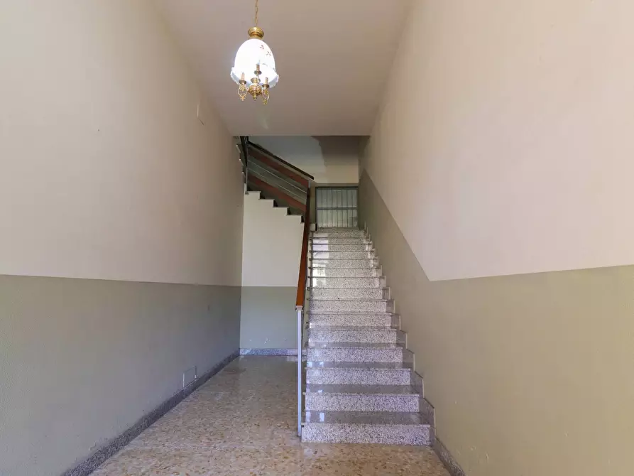 Immagine 8 di Ufficio in vendita  in via Giuseppe Garibaldi 65 a Vallerano