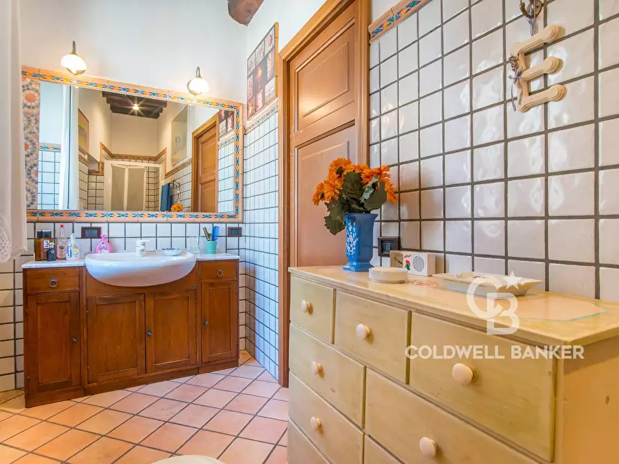 Immagine 22 di Appartamento in vendita  in Piazza dell'Oca 8 a Sutri