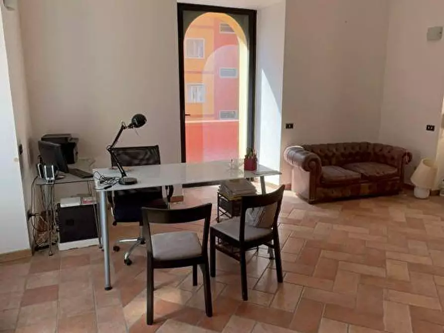 Immagine 12 di Loft/Open space in vendita  in VIA GRAMSCI a San Giorgio A Cremano