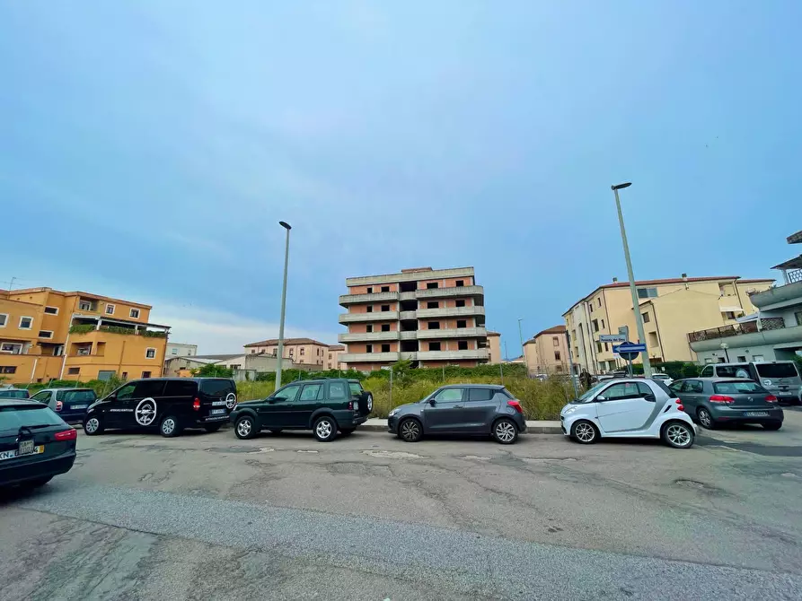 Immagine 3 di Terreno residenziale in vendita  in Via Roma a Olbia