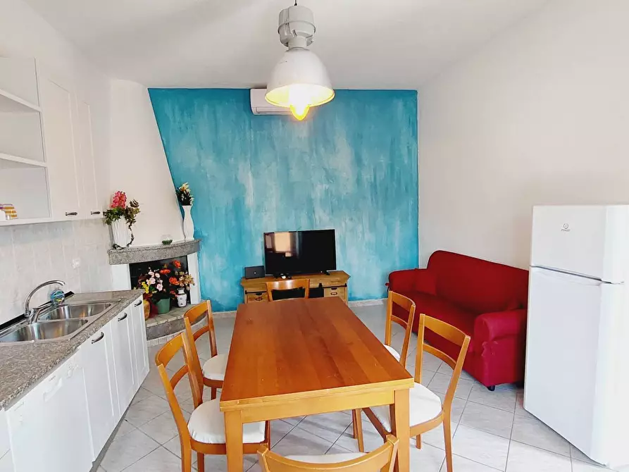 Immagine 5 di Appartamento in vendita  in VIA LEOPARDI 13 a Budoni