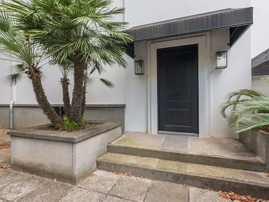 Immagine 4 di Villa in vendita  in Via Leonardo Da Vinci a Cattolica