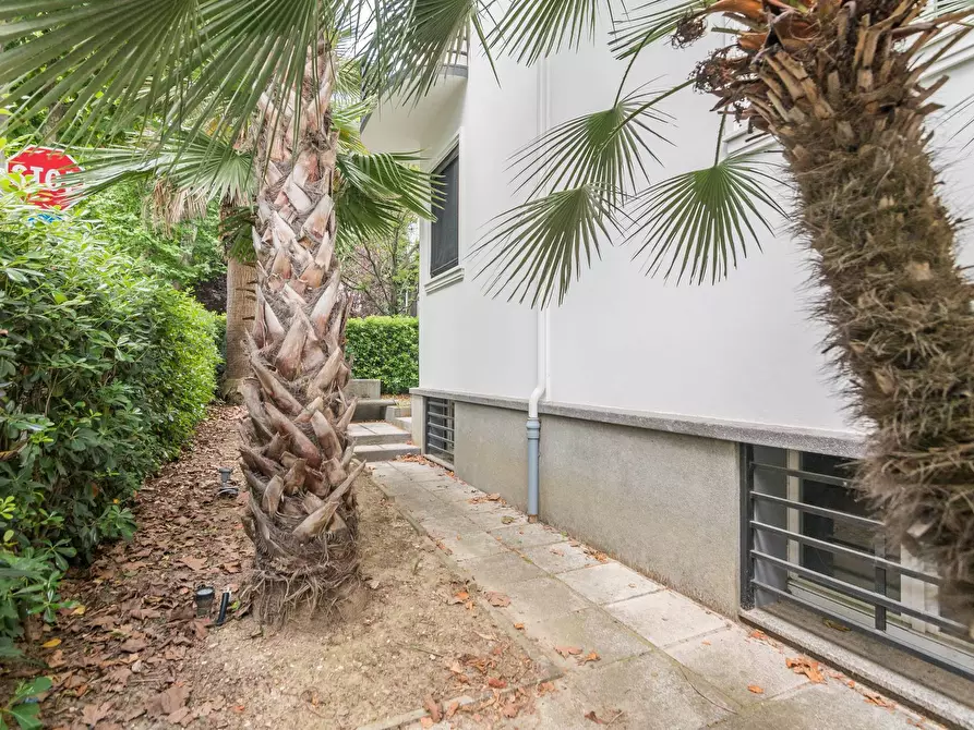 Immagine 10 di Villa in vendita  in Via Leonardo Da Vinci a Cattolica