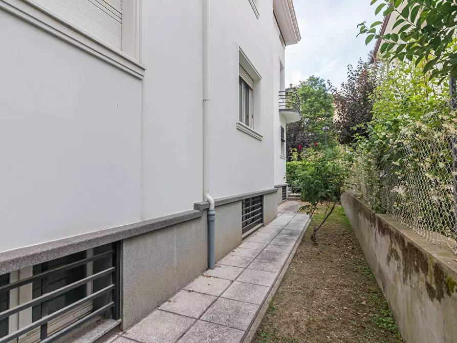 Immagine 12 di Villa in vendita  in Via Leonardo Da Vinci a Cattolica