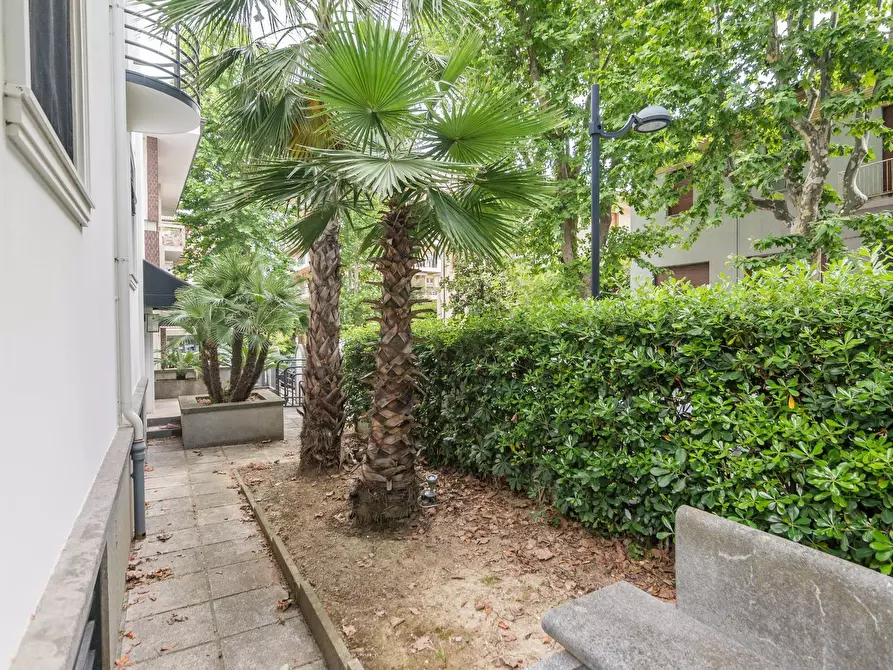 Immagine 11 di Villa in vendita  in Via Leonardo Da Vinci a Cattolica