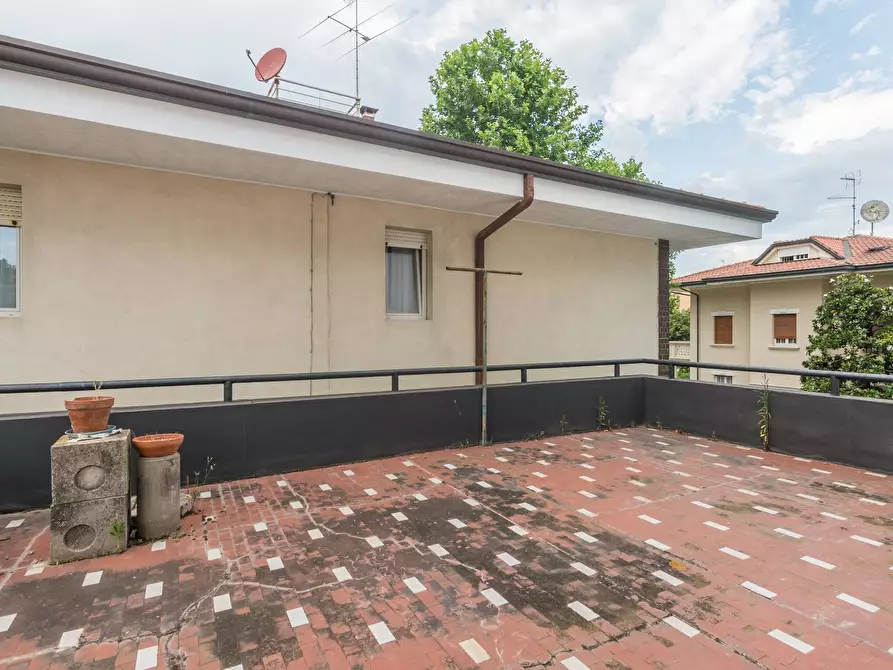 Immagine 27 di Villa in vendita  in Via Leonardo Da Vinci a Cattolica