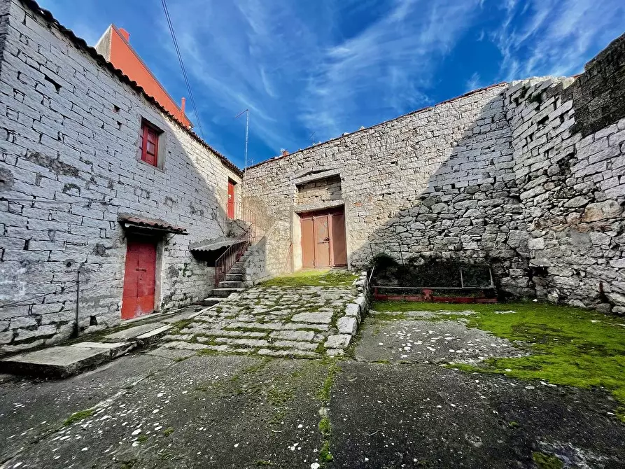 Immagine 19 di Palazzo in vendita  in VIA NAZIONALE 4 a Aggius