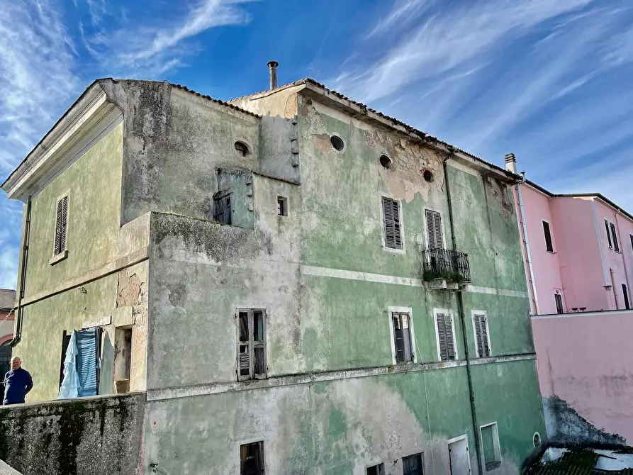 Immagine 19 di Palazzo in vendita  in Corso Vittorio Emanuele 20 a Aggius