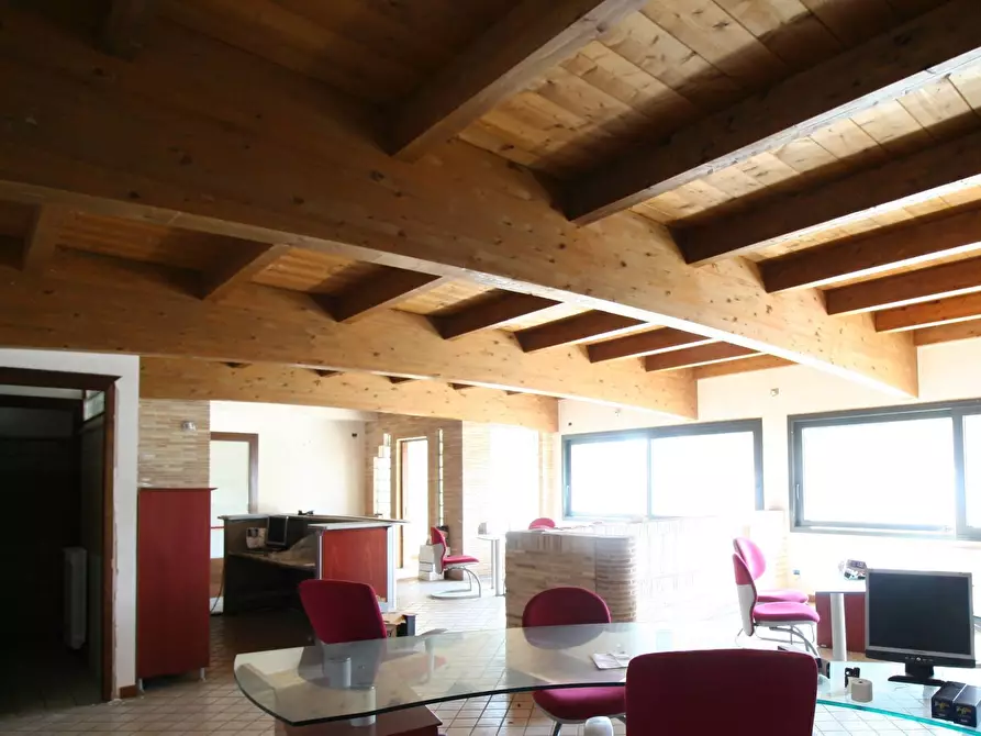 Immagine 7 di Capannone industriale in vendita  in Via Donatello a Civita Castellana