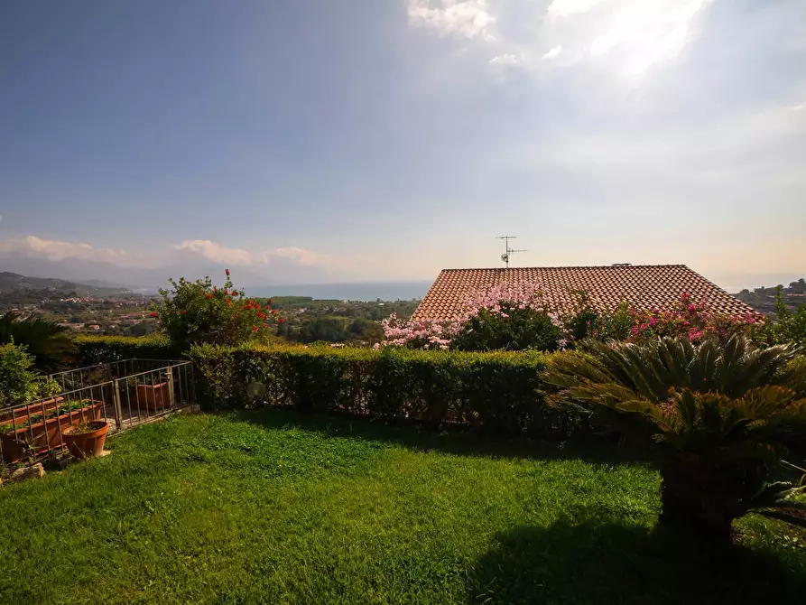 Immagine 13 di Villa in vendita  in SCARIO  - GOLFO DI POLICASTRO a Santa Marina