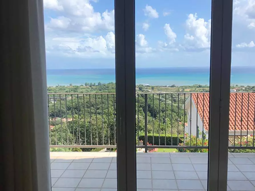 Immagine 11 di Appartamento in vendita  in SCARIO  - GOLFO DI POLICASTRO a Santa Marina