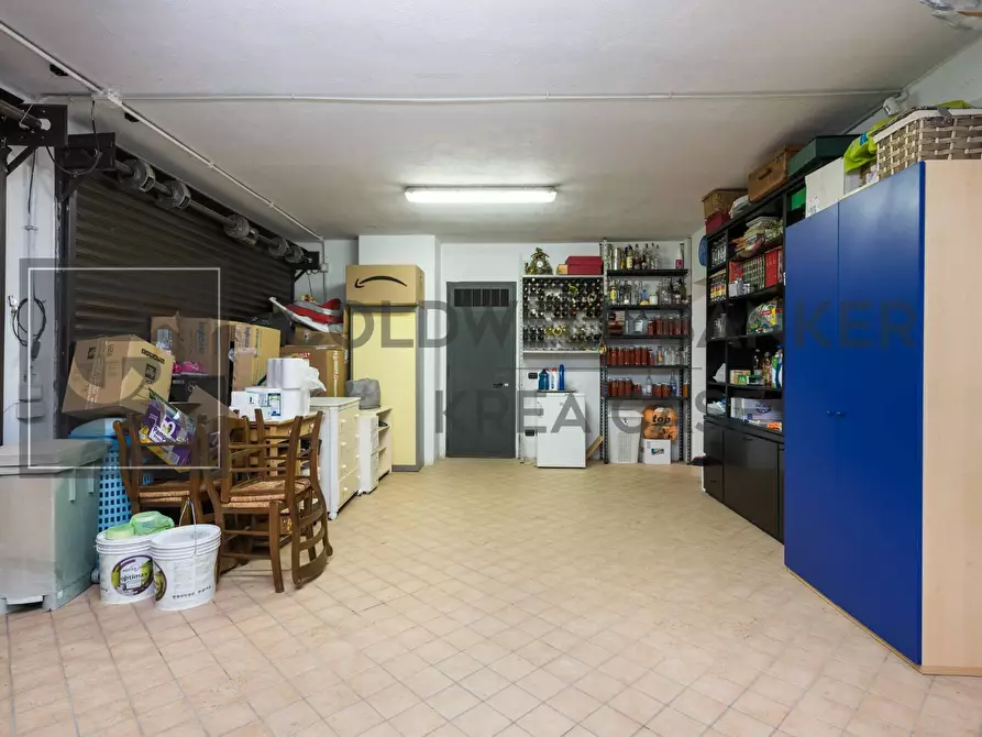 Immagine 43 di Villa in vendita  in Via Enrico Fermi 38 a Frascati