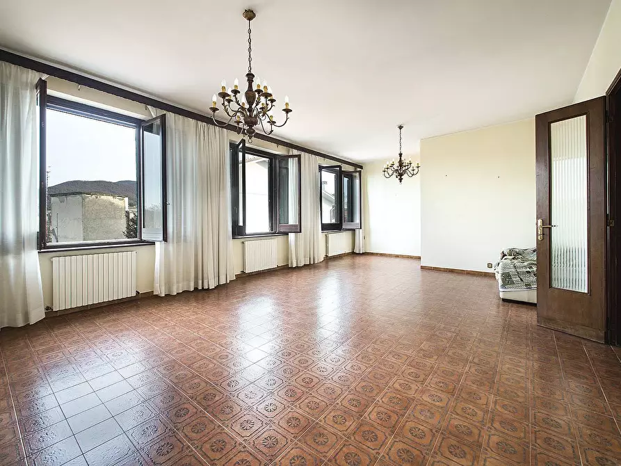 Immagine 1 di Appartamento in vendita  in Via Sant'Anna a Viterbo