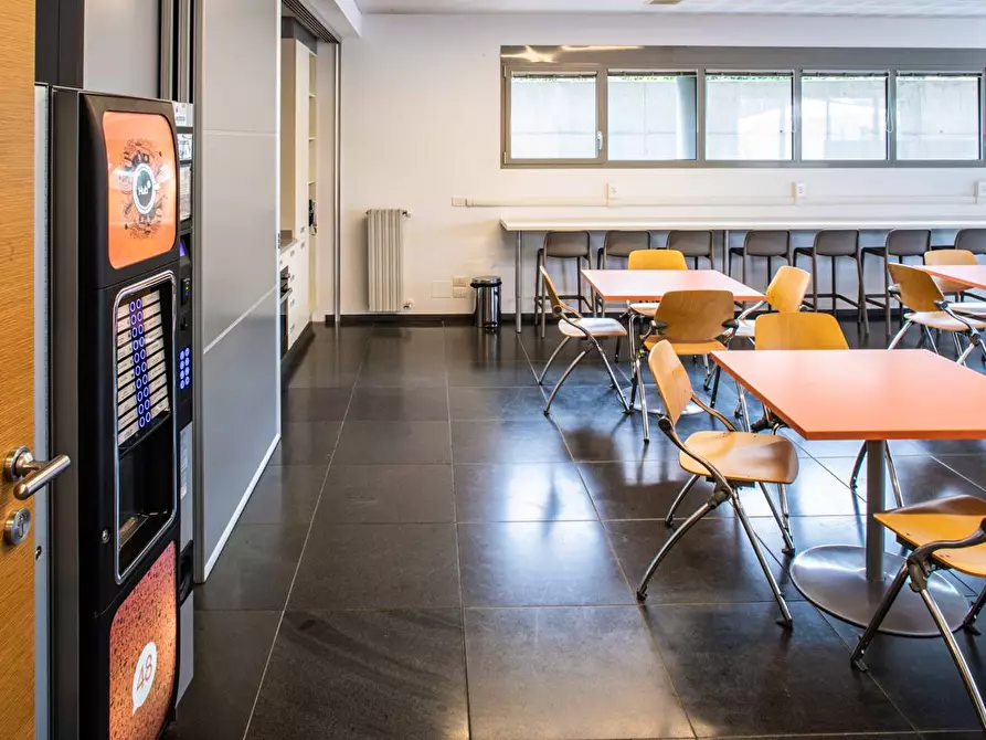 Immagine 8 di Ufficio in affitto  in Corso Barolo 48 a Alba