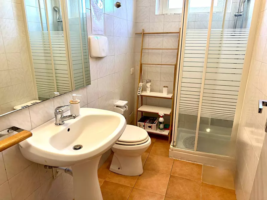 Immagine 27 di Villa in vendita  in Via Lazio 21 a Olbia