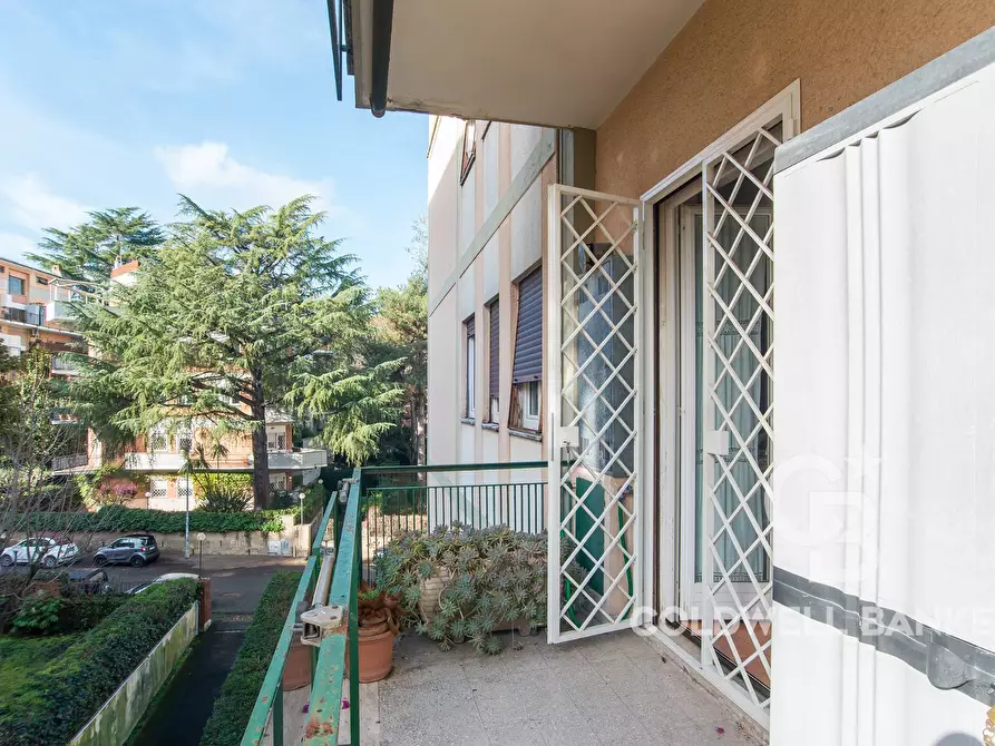 Immagine 20 di Appartamento in vendita  in Via Chianciano a Roma