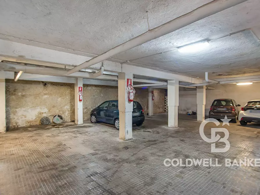 Immagine 21 di Appartamento in vendita  in Via Chianciano a Roma