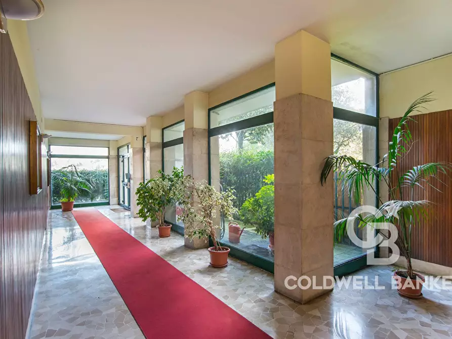 Immagine 23 di Appartamento in vendita  in Via Chianciano a Roma