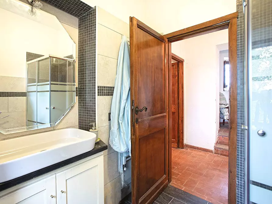 Immagine 28 di Rustico / casale in vendita  in Strada Provinciale Bomarzese a Bomarzo