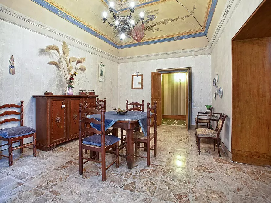 Immagine 1 di Appartamento in vendita  in Via Cassia a Vetralla