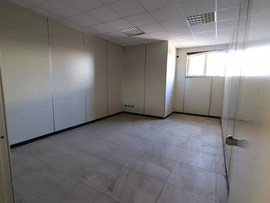 Immagine 6 di Capannone industriale in vendita  in Strada 151 Ortana snc a Soriano Nel Cimino