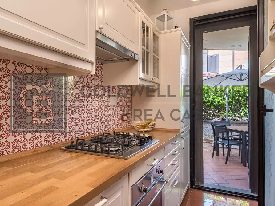 Immagine 8 di Villa in vendita  in Via Leonardo Sciascia 14 a Ciampino