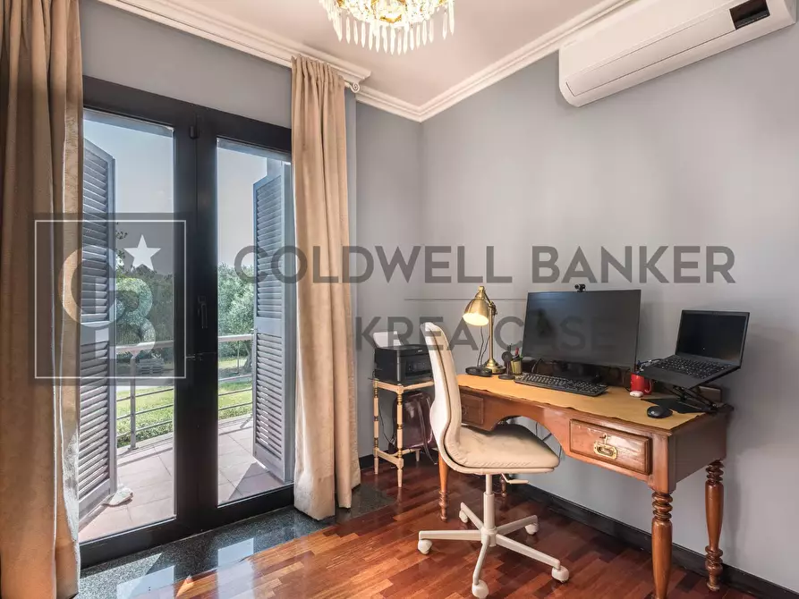 Immagine 15 di Villa in vendita  in Via Leonardo Sciascia 14 a Ciampino