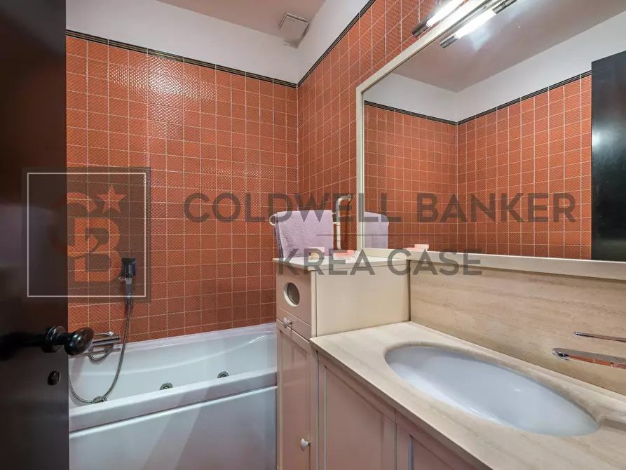 Immagine 22 di Villa in vendita  in Via Leonardo Sciascia 14 a Ciampino