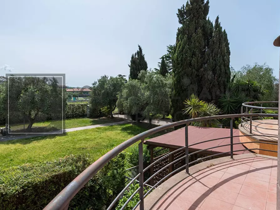 Immagine 27 di Villa in vendita  in Via Leonardo Sciascia 14 a Ciampino