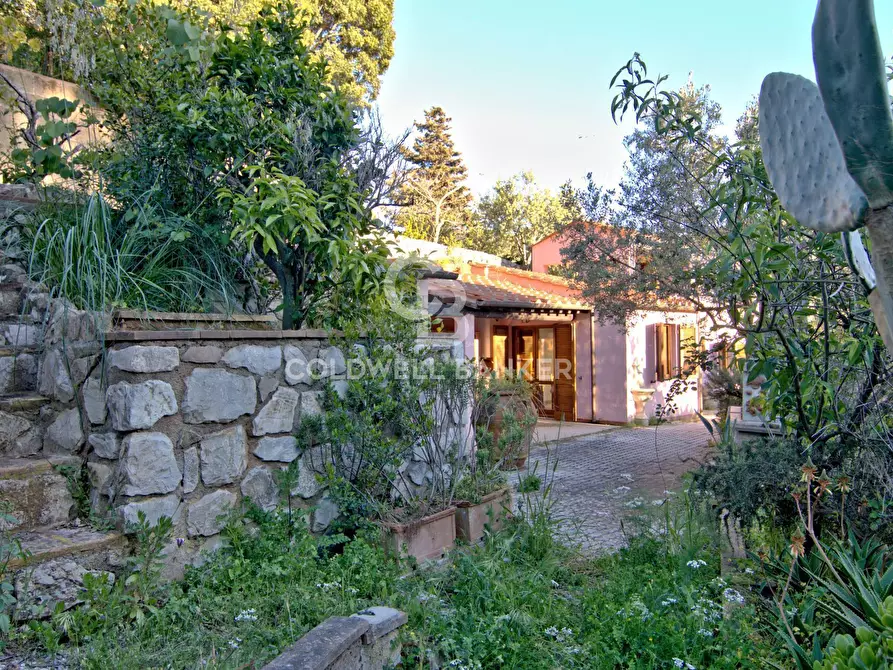 Immagine 45 di Villa in vendita  in Via della Marina 14 a Portoferraio