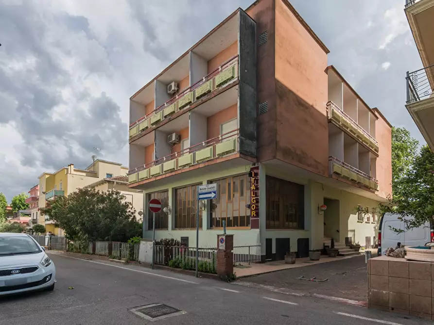 Immagine 1 di Albergo/B&B/Residence in vendita  in Viale Locatelli a Rimini