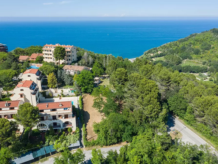 Immagine 2 di Terreno residenziale in vendita  in Via Località Vigna Del Mar a Gabicce Mare