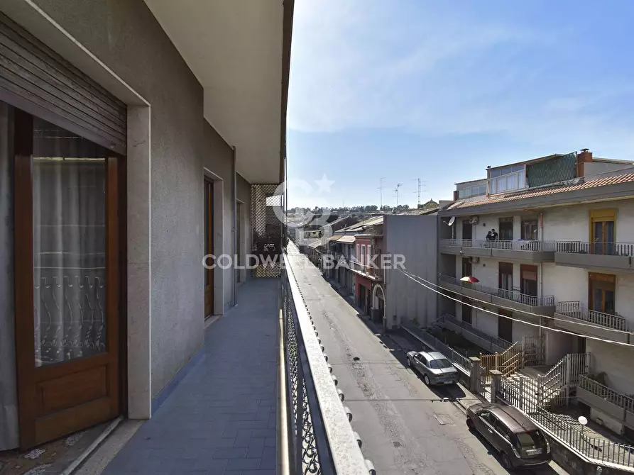 Immagine 11 di Appartamento in vendita  in via Sciarelle 91 a Acireale