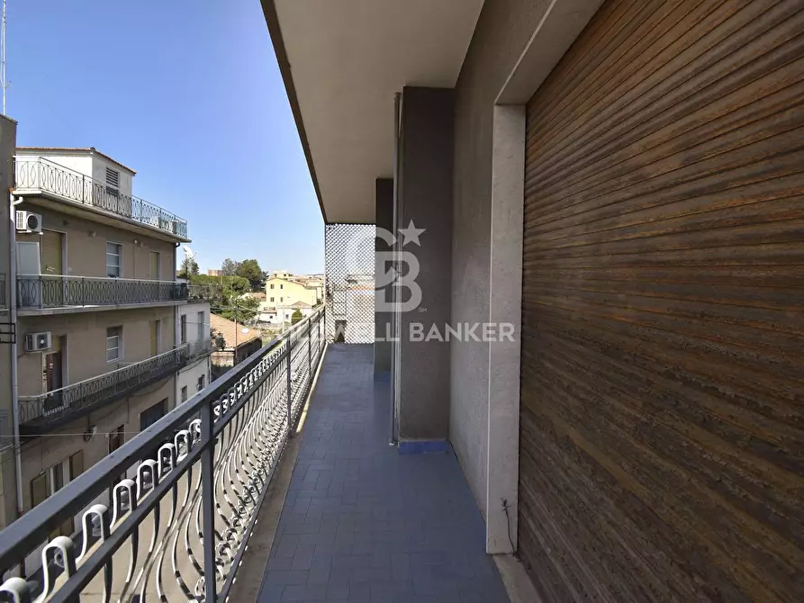 Immagine 12 di Appartamento in vendita  in via Sciarelle 91 a Acireale